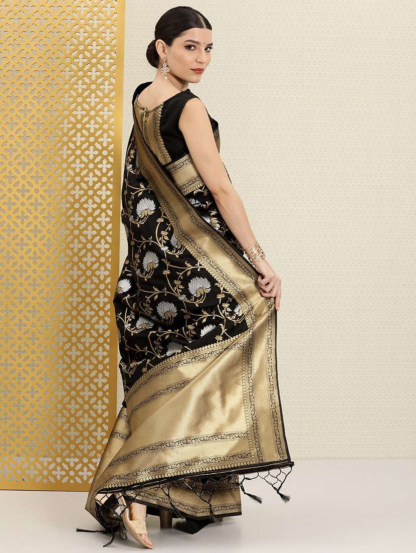 women self design banarasi saree with blouse - 22554733 -  Standard Image - 2