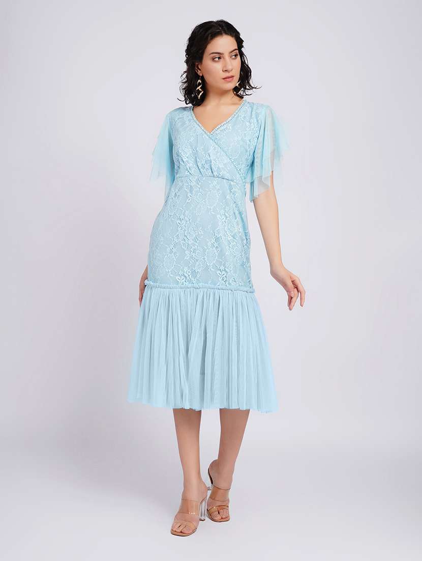 women self design flared sleeves sheath dress - 22554886 -  Standard Image - 2