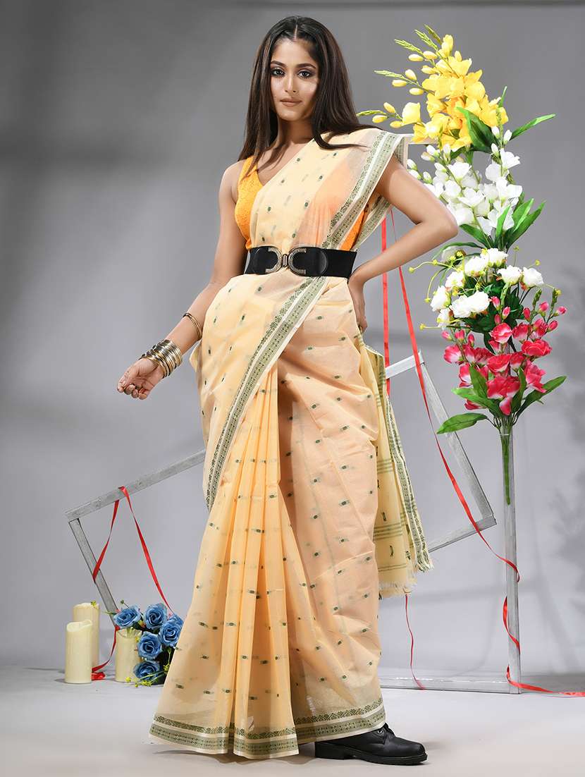 women self design handloom saree