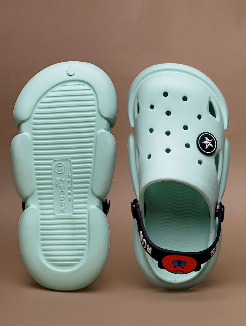 kids applique detailed back strap clogs - 22557004 -  Standard Image - 2