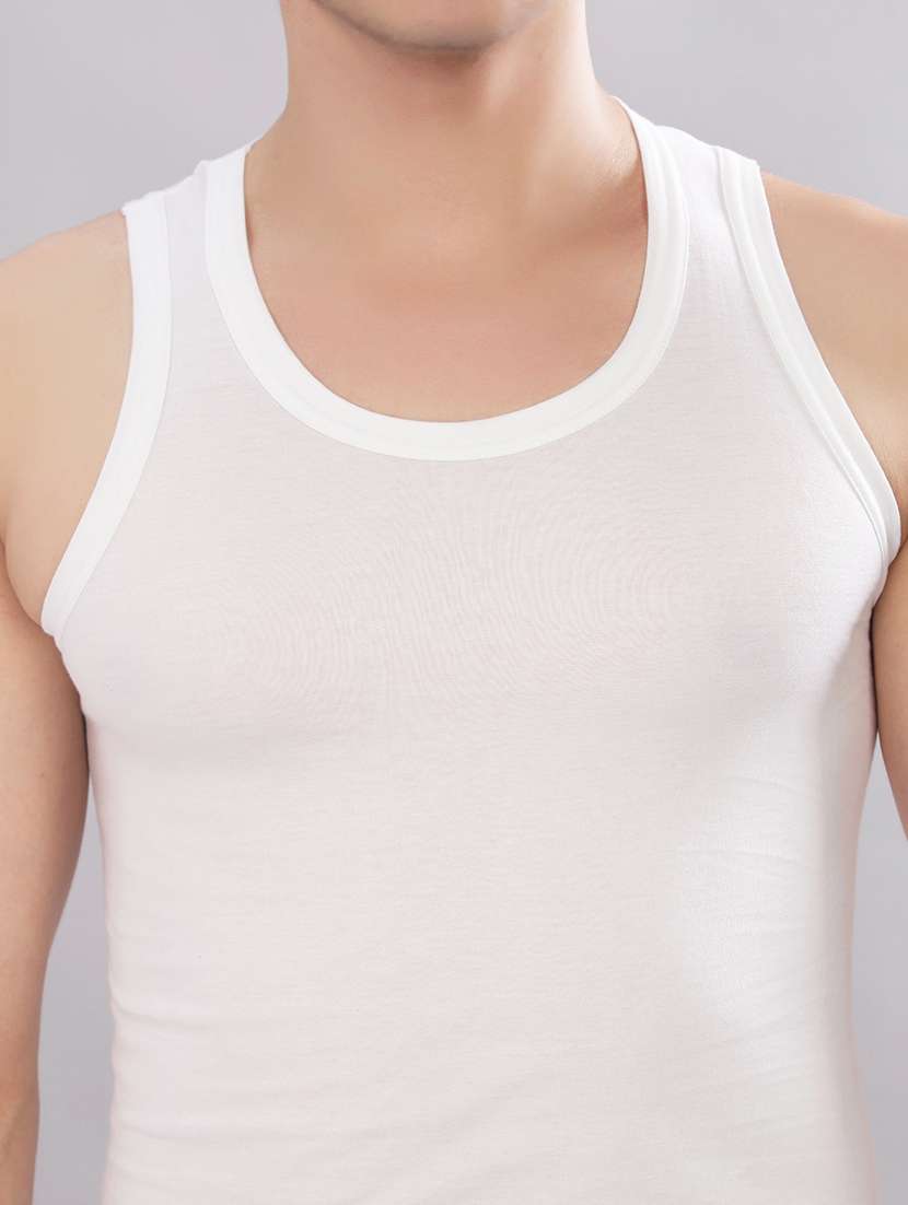 Men Pack Of 3 Solid Sleeveless Vest - 22557918 -  Standard Image - 2