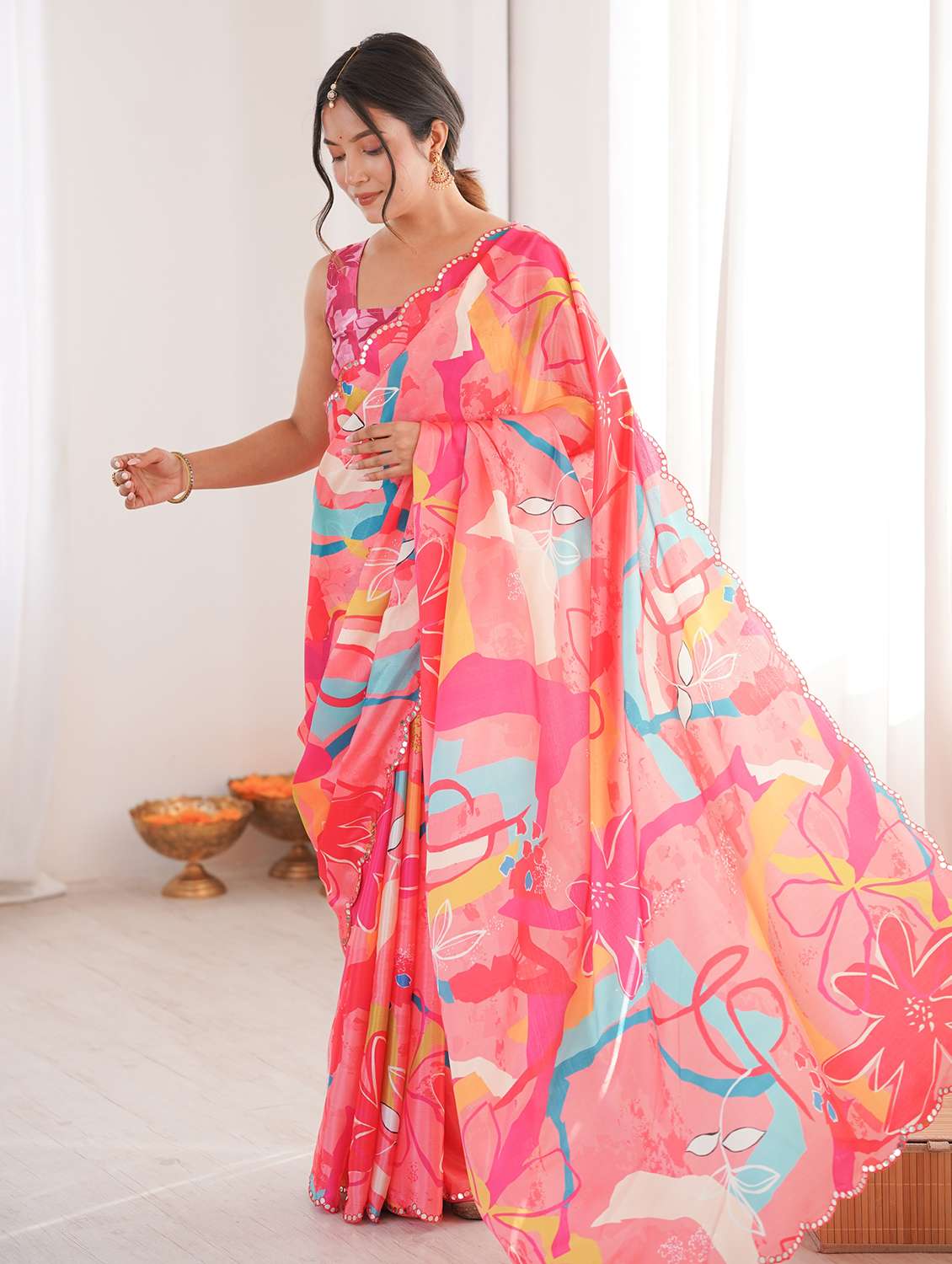 women printed casual wear saree with blouse - 22558238 -  Standard Image - 2