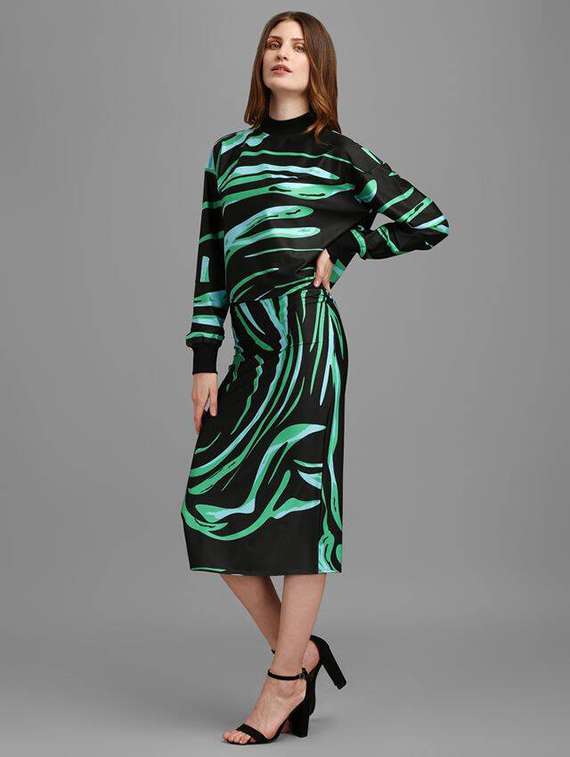 women printed long sleeves top and skirt co-ord set - 22558296 -  Standard Image - 2