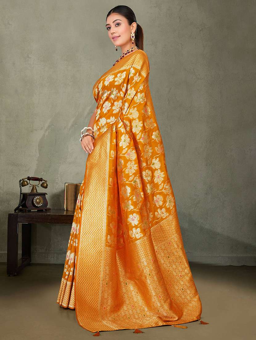 women self design banarasi saree with blouse - 22558366 -  Standard Image - 2