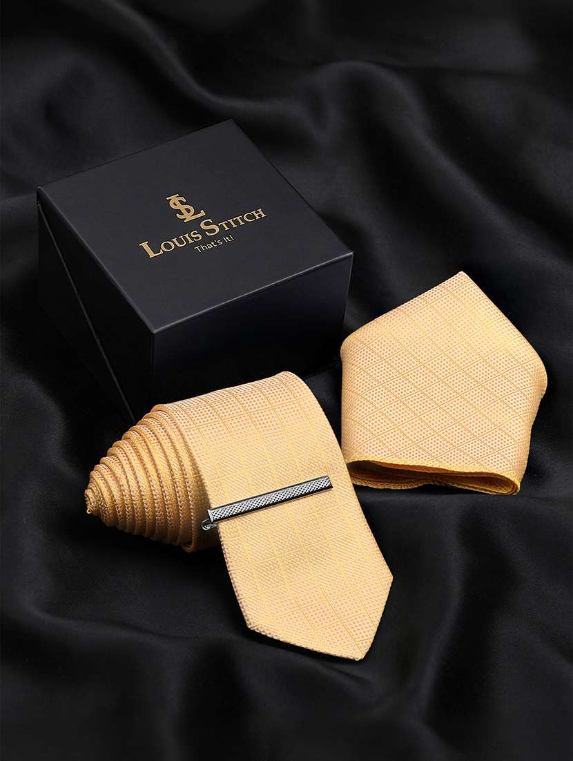 men necktie and pocket square gift box set