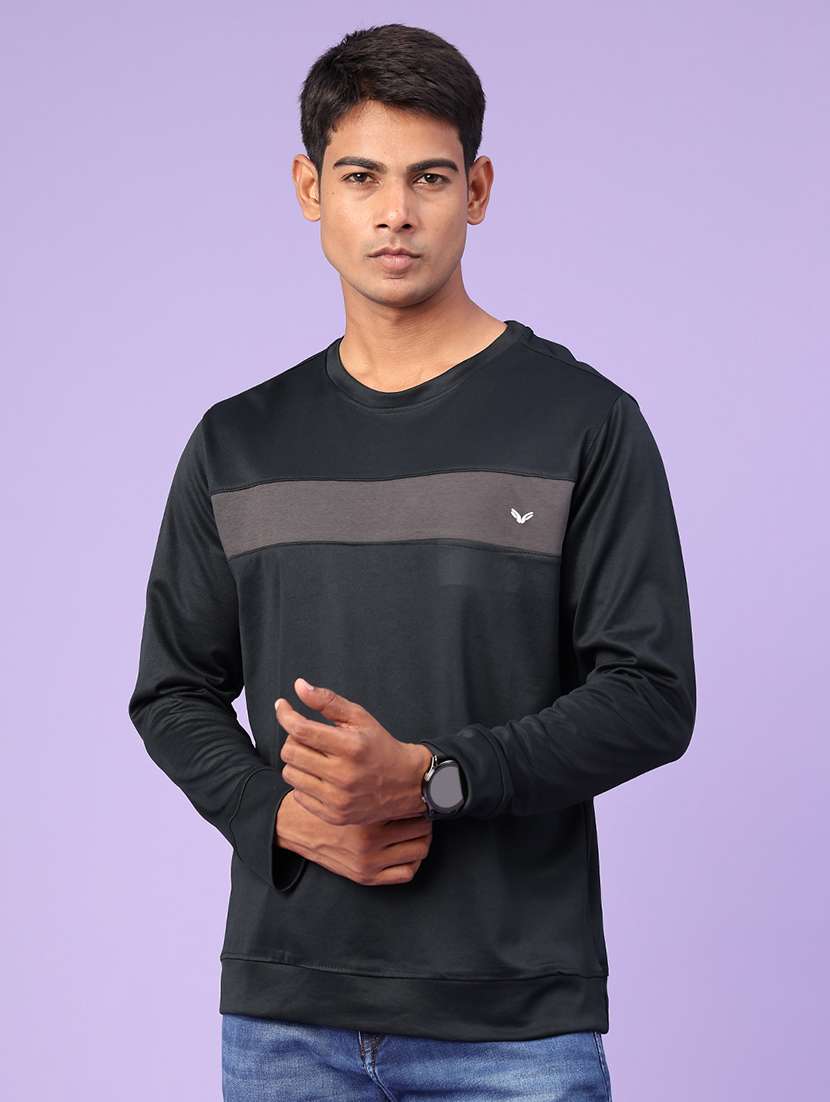 Men Taped Long Sleeves Regular Fit T-shirt - 22561599 -  Standard Image - 2