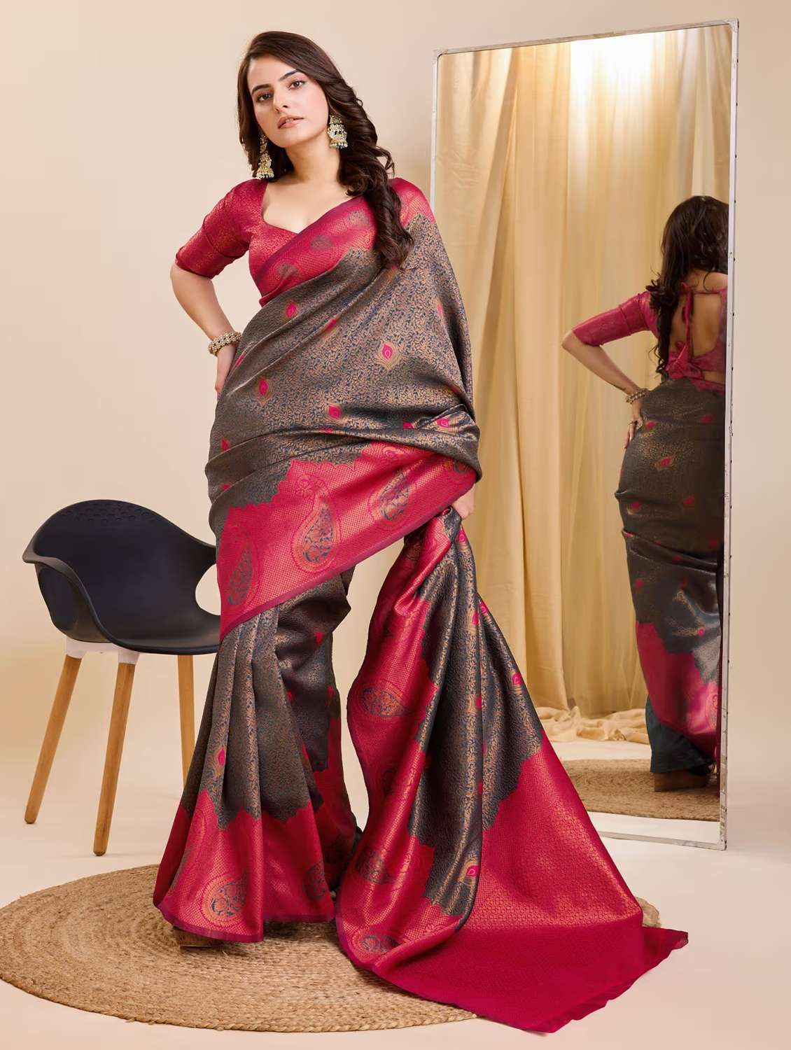 women self design banarasi saree with blouse - 22562815 -  Standard Image - 2