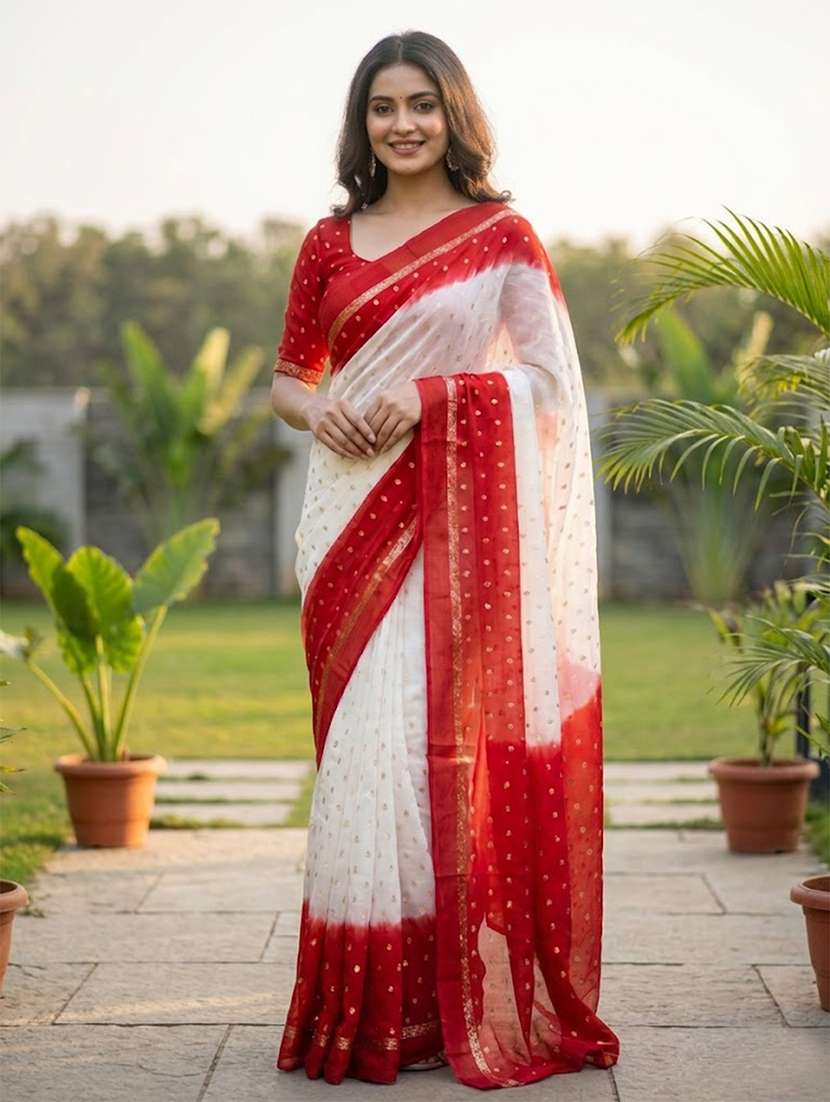women self design bordered saree with blouse