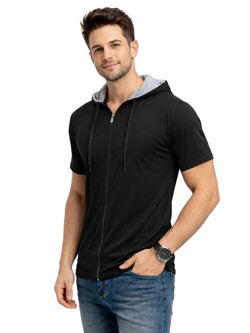 Men Solid Short Sleeve Regular Fit T-shirt - 22563322 -  Standard Image - 2