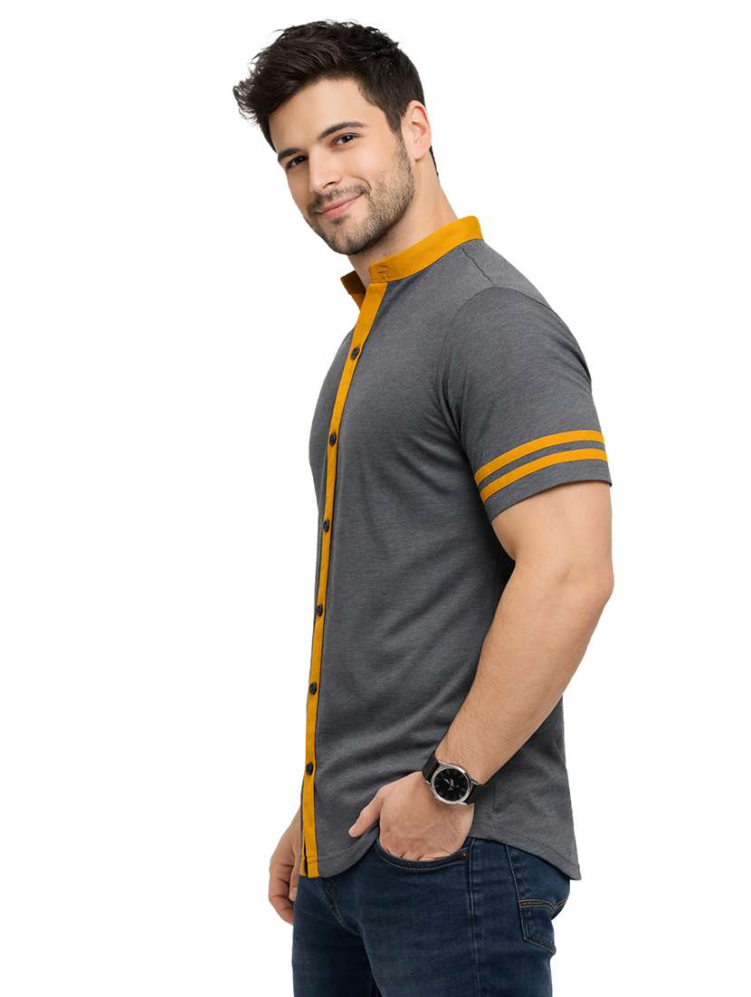 Men Solid Short Sleeve Regular Fit Casual Shirt - 22563568 -  Standard Image - 2