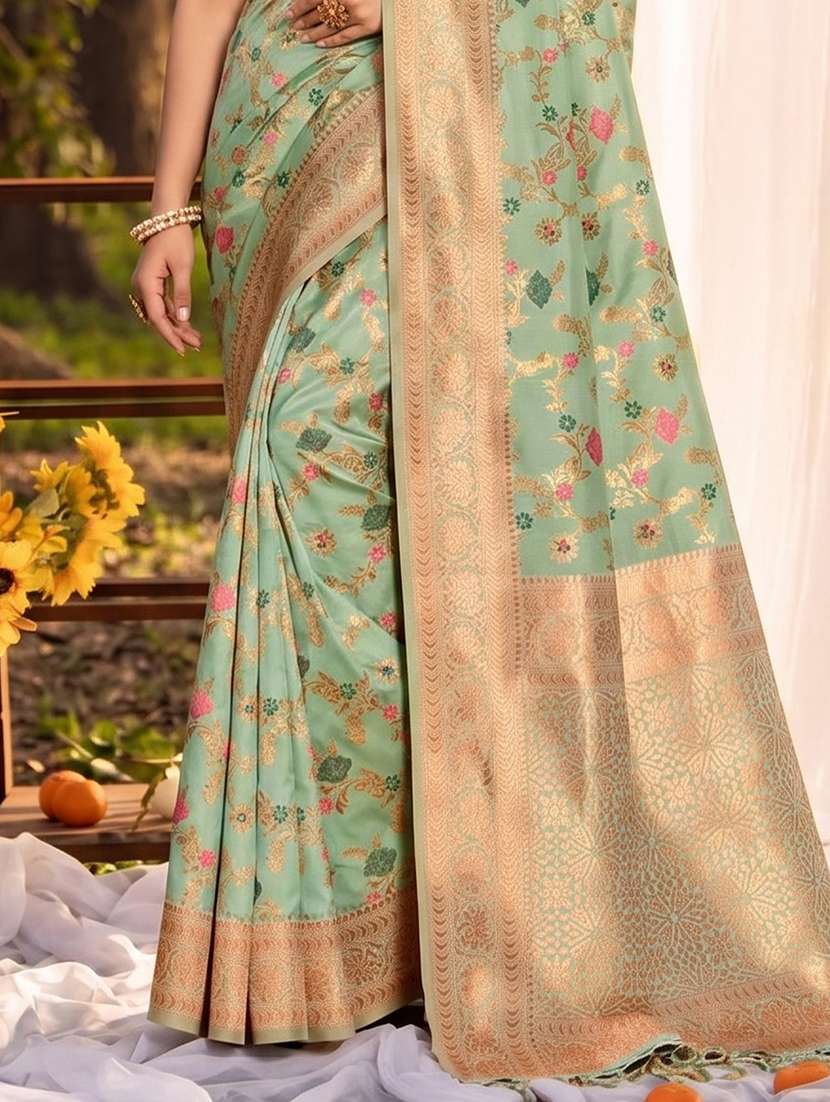 women self design banarasi saree with blouse - 22564962 -  Standard Image - 2