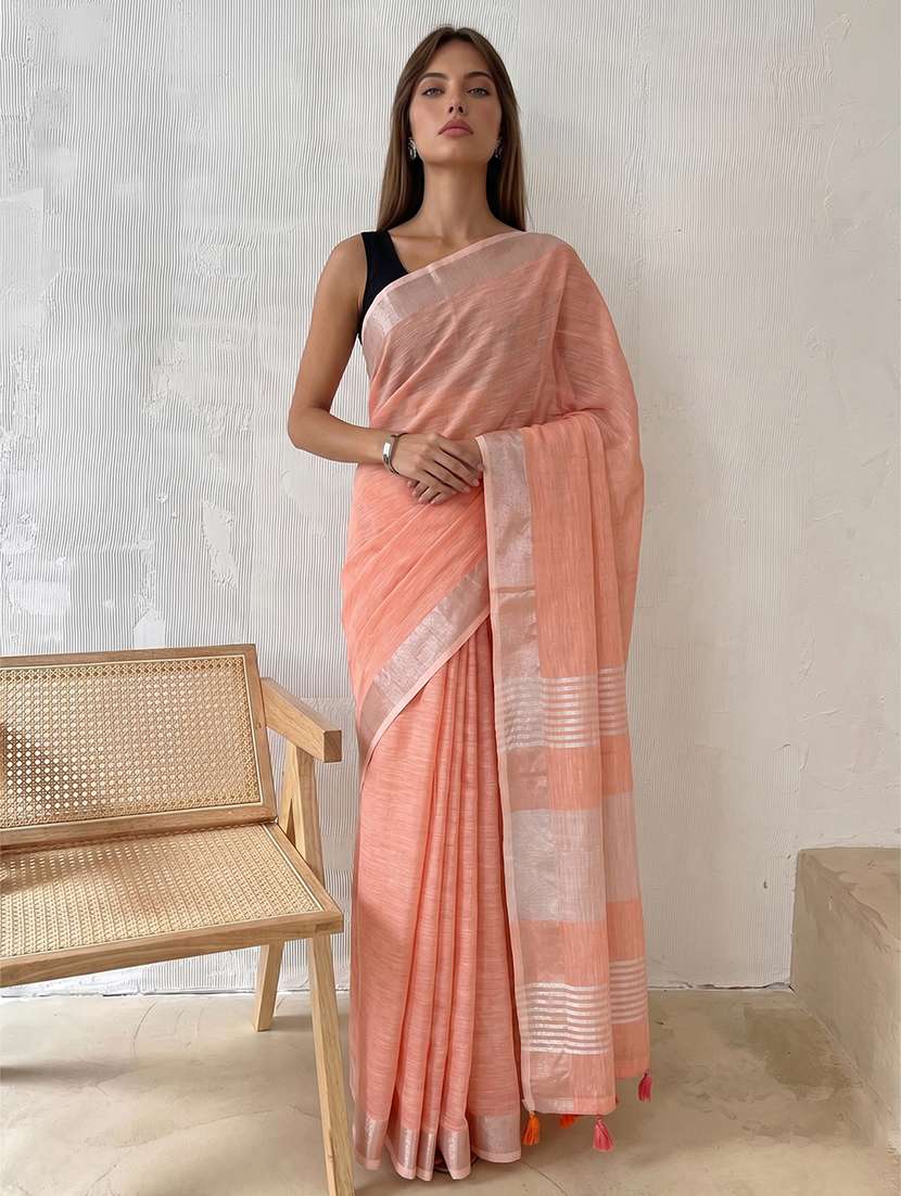women solid with bordered saree with blouse