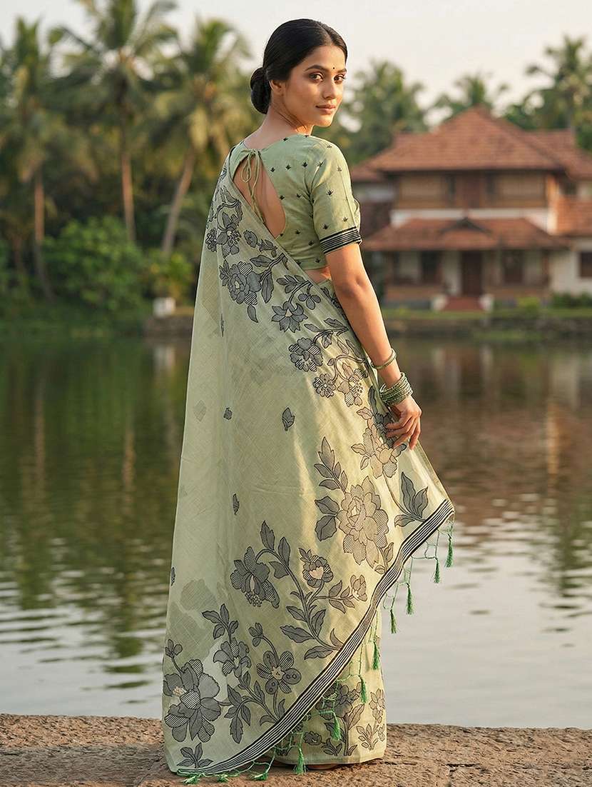 women self design handloom saree with blouse - 22565049 -  Standard Image - 2