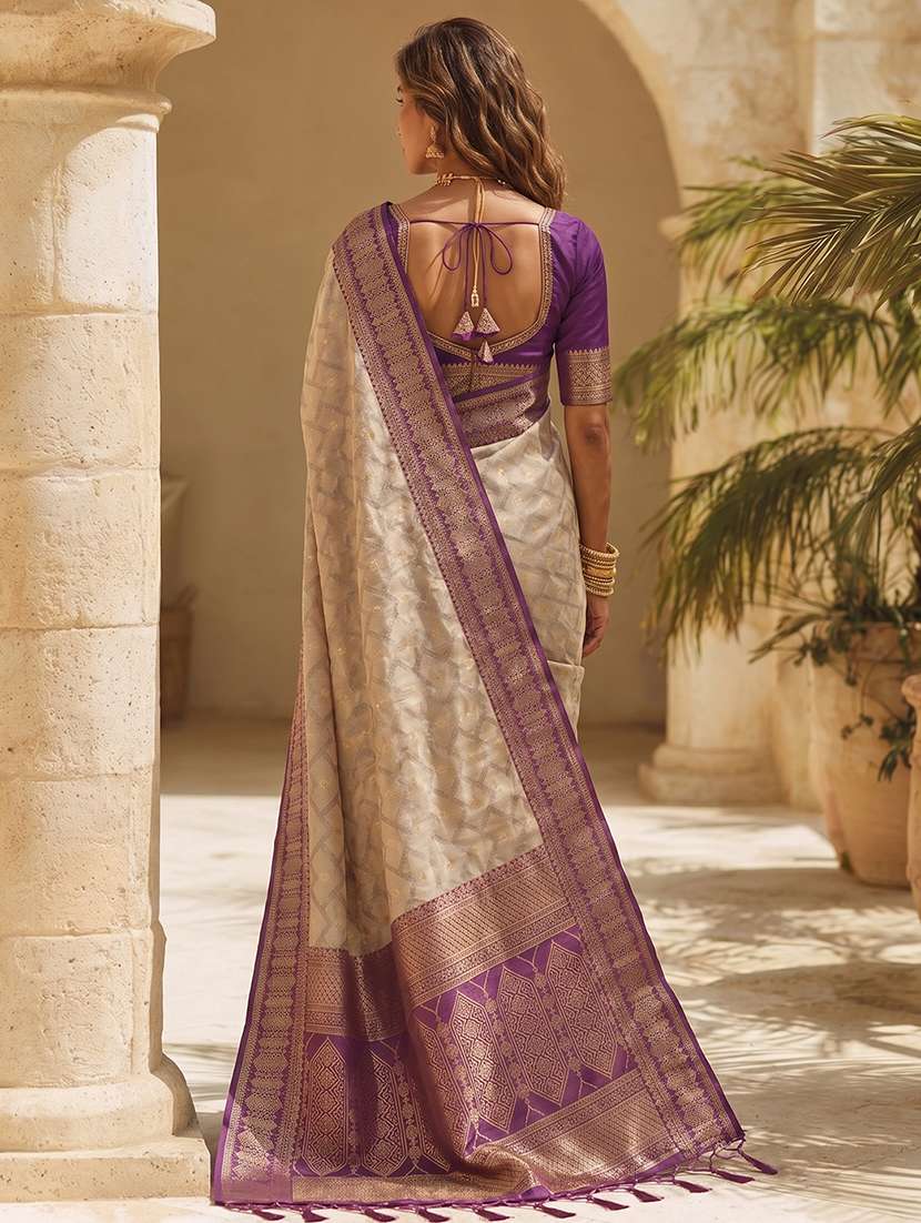 women self design bordered saree with blouse - 22565108 -  Standard Image - 2
