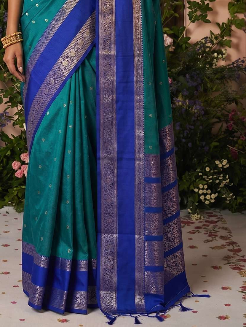 women self design bordered saree with blouse - 22565117 -  Standard Image - 2