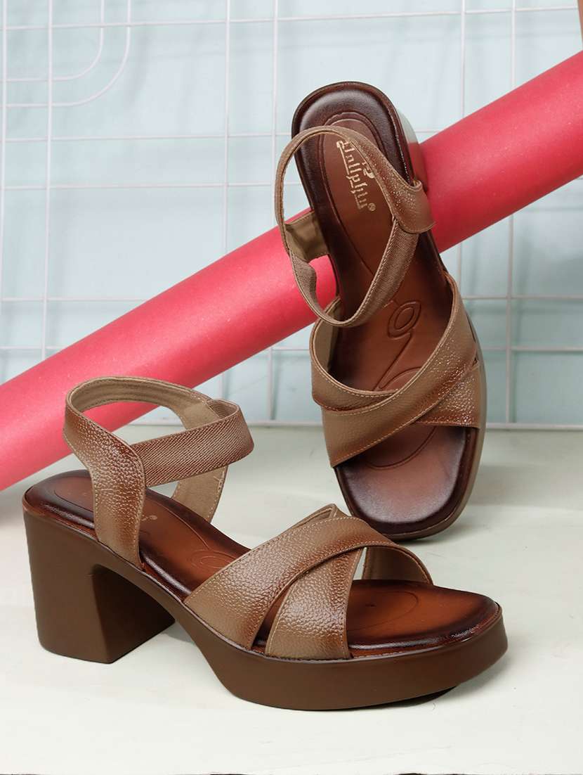 women solid ankle strap sandal