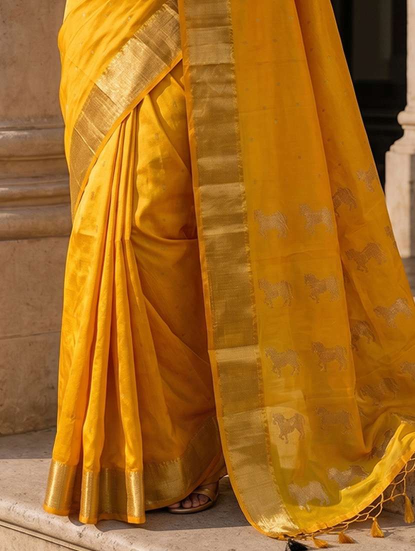 women self design bordered saree with blouse - 22565245 -  Standard Image - 2
