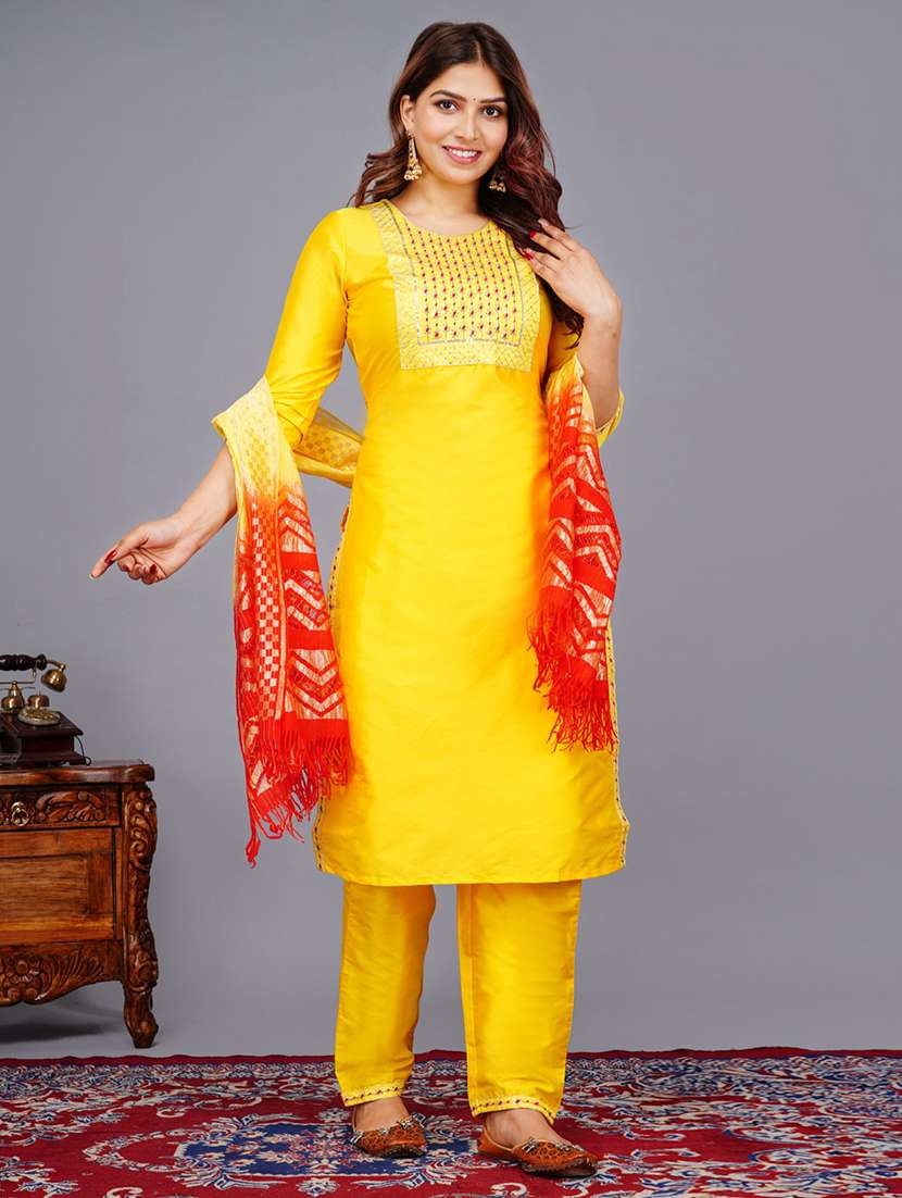 Women Embroidered Three Quarter Sleeves Kurta Pant Set With Dupatta - 22565292 -  Standard Image - 2