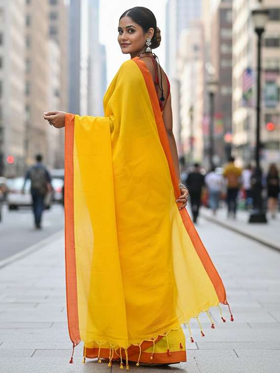 women solid with bordered handloom saree - 22565323 -  Standard Image - 2