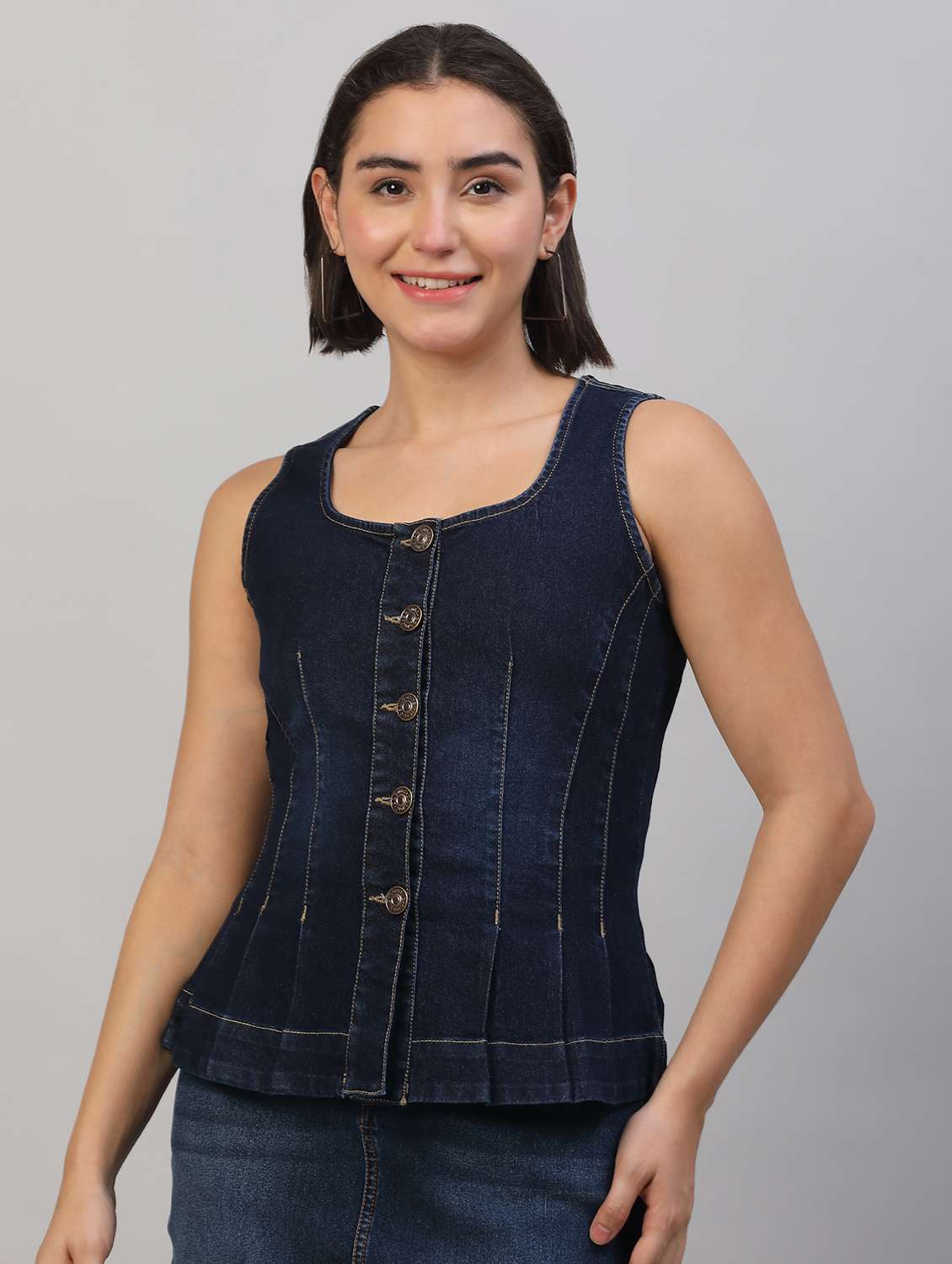 women solid sleeveless denim top