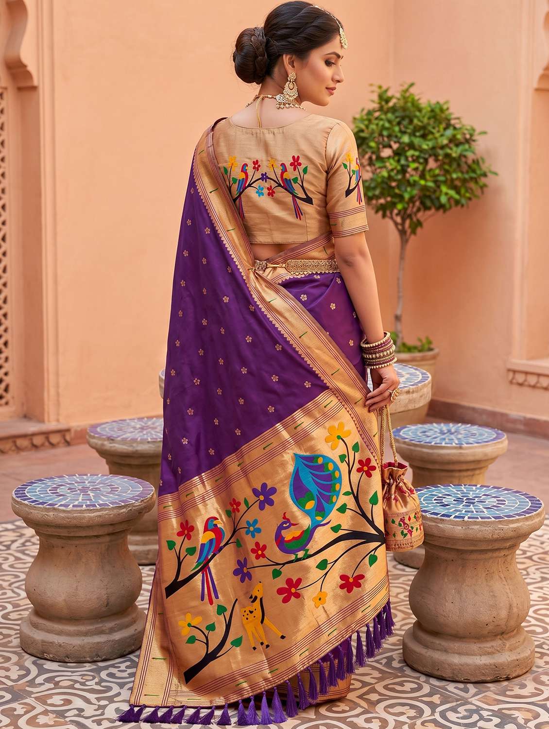 women self design paithani saree with blouse - 22565492 -  Standard Image - 2