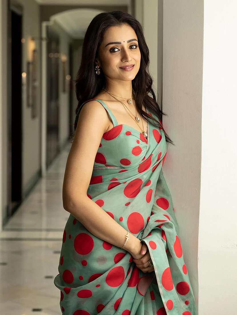women printed casual wear saree - 22565654 -  Standard Image - 2