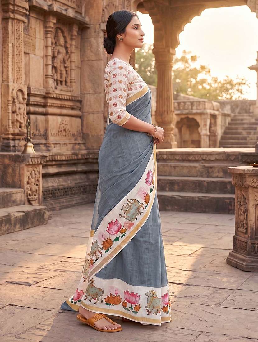 women printed casual wear saree with blouse - 22565979 -  Standard Image - 2