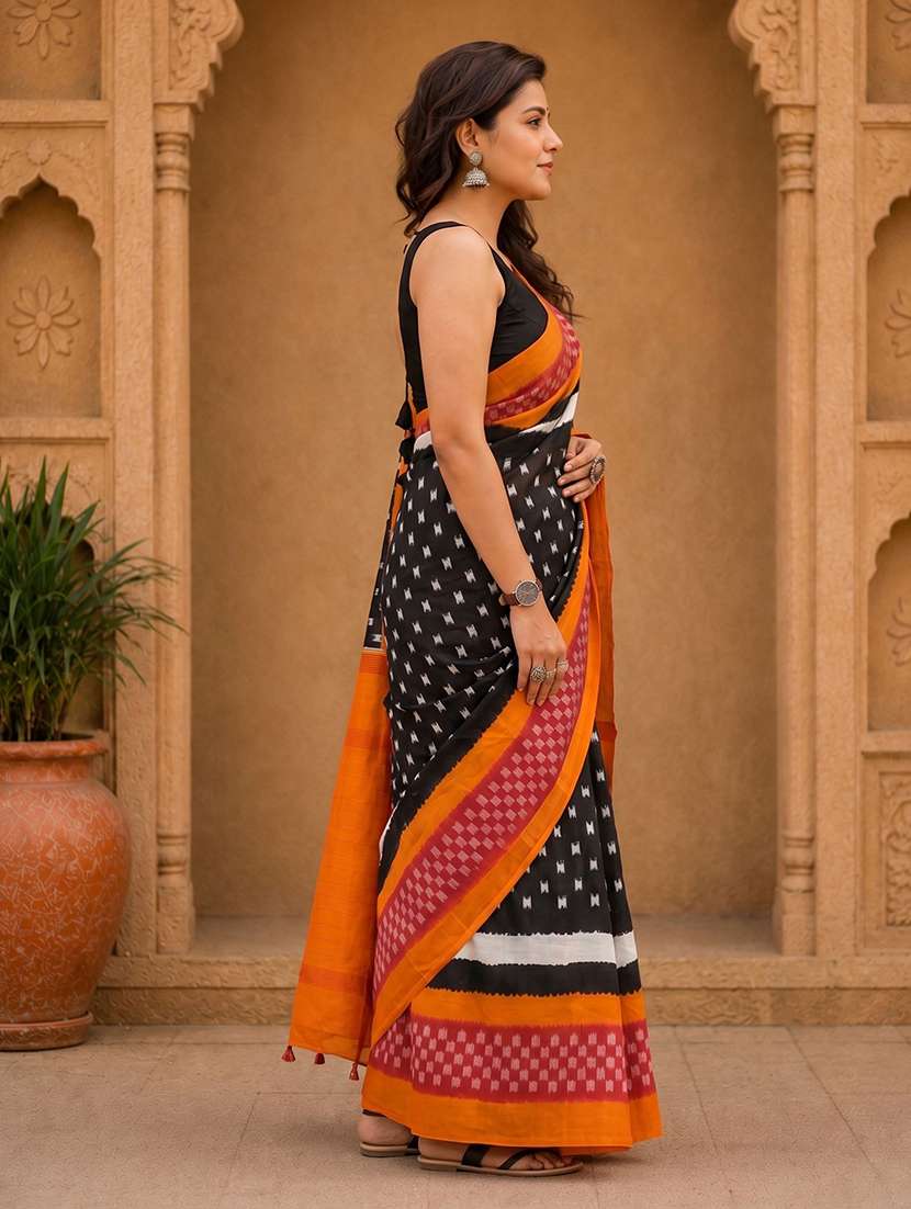 women printed casual wear saree with blouse - 22566395 -  Standard Image - 2