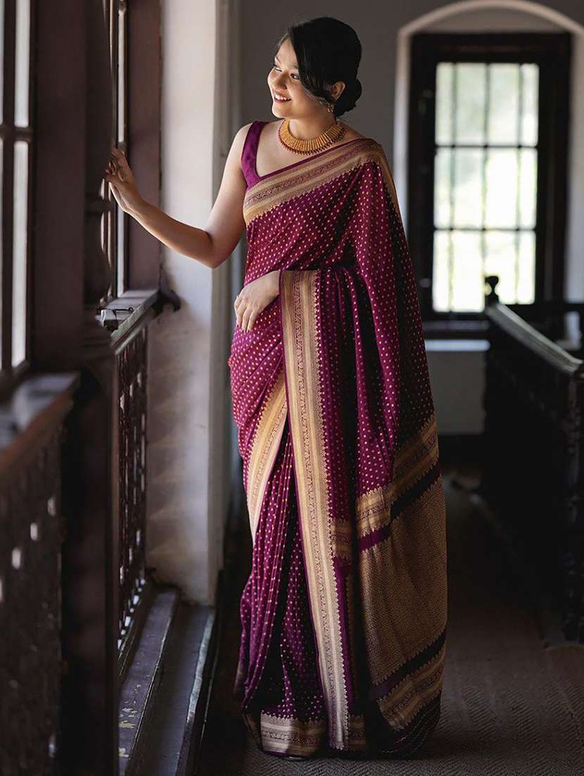 women self design banarasi saree with blouse - 22566826 -  Standard Image - 2