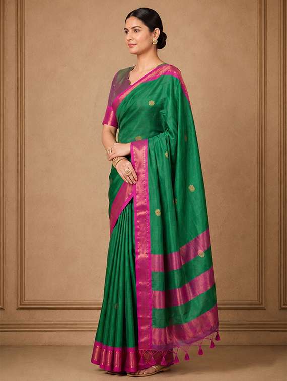 Women Self Design Bordered Saree With Blouse - 22566916 -  Standard Image - 2
