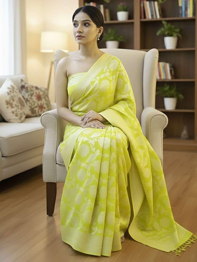 women self design banarasi saree with blouse - 22566936 -  Standard Image - 2