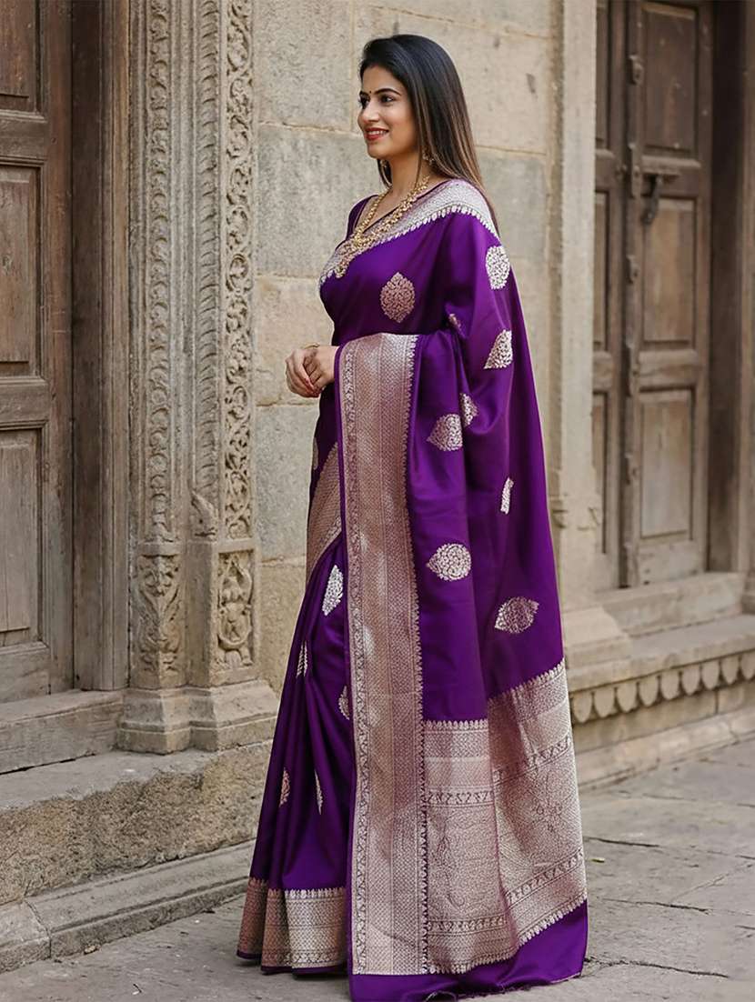 Women Self Design Banarasi Saree - 22567075 -  Standard Image - 2