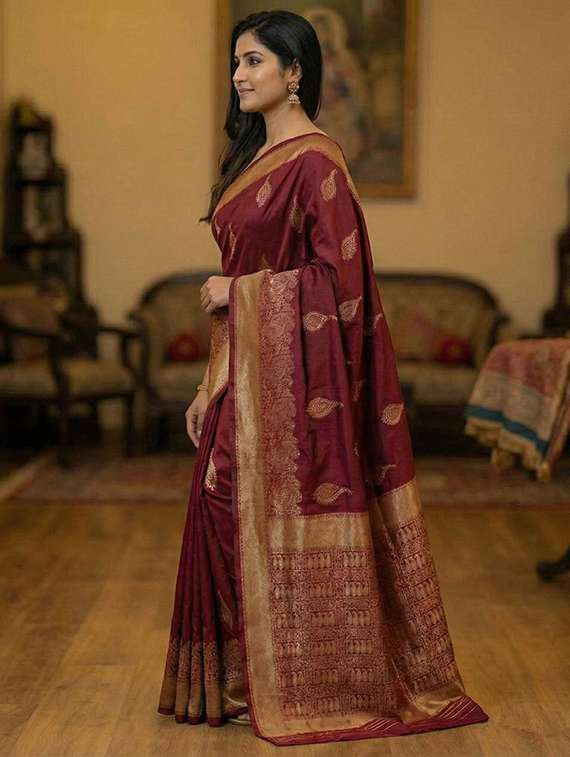 women self design banarasi saree with blouse - 22567092 -  Standard Image - 2
