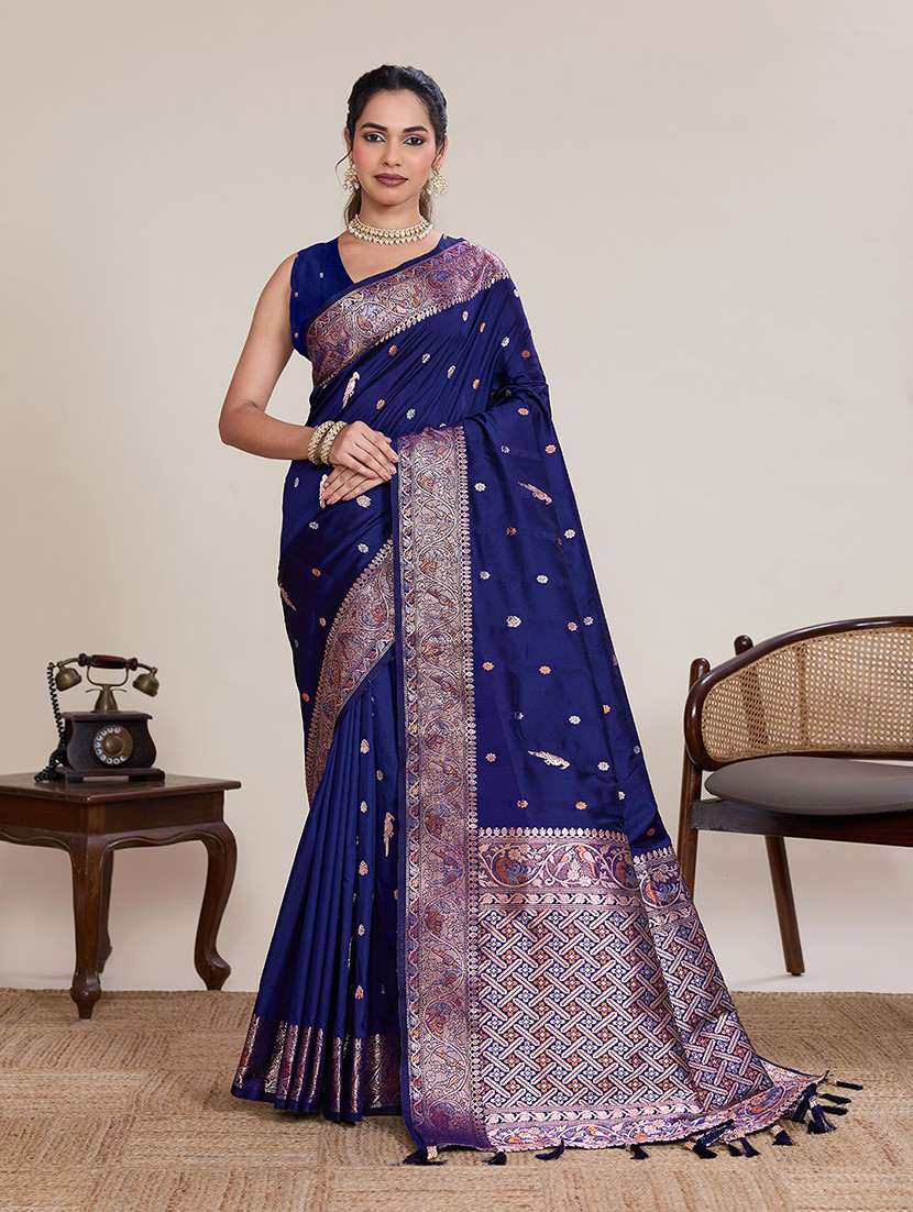 women self design banarasi saree with blouse