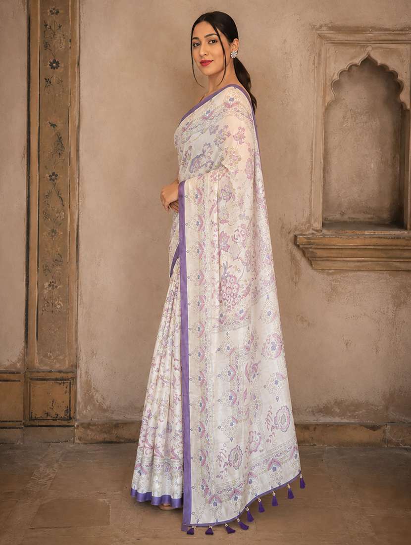 women printed casual wear saree with blouse - 22567258 -  Standard Image - 2