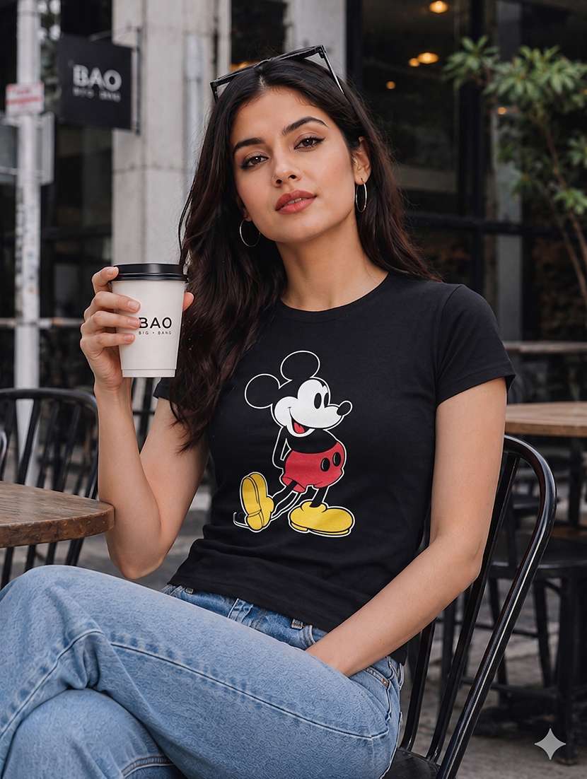women printed short sleeves regular fit t-shirt