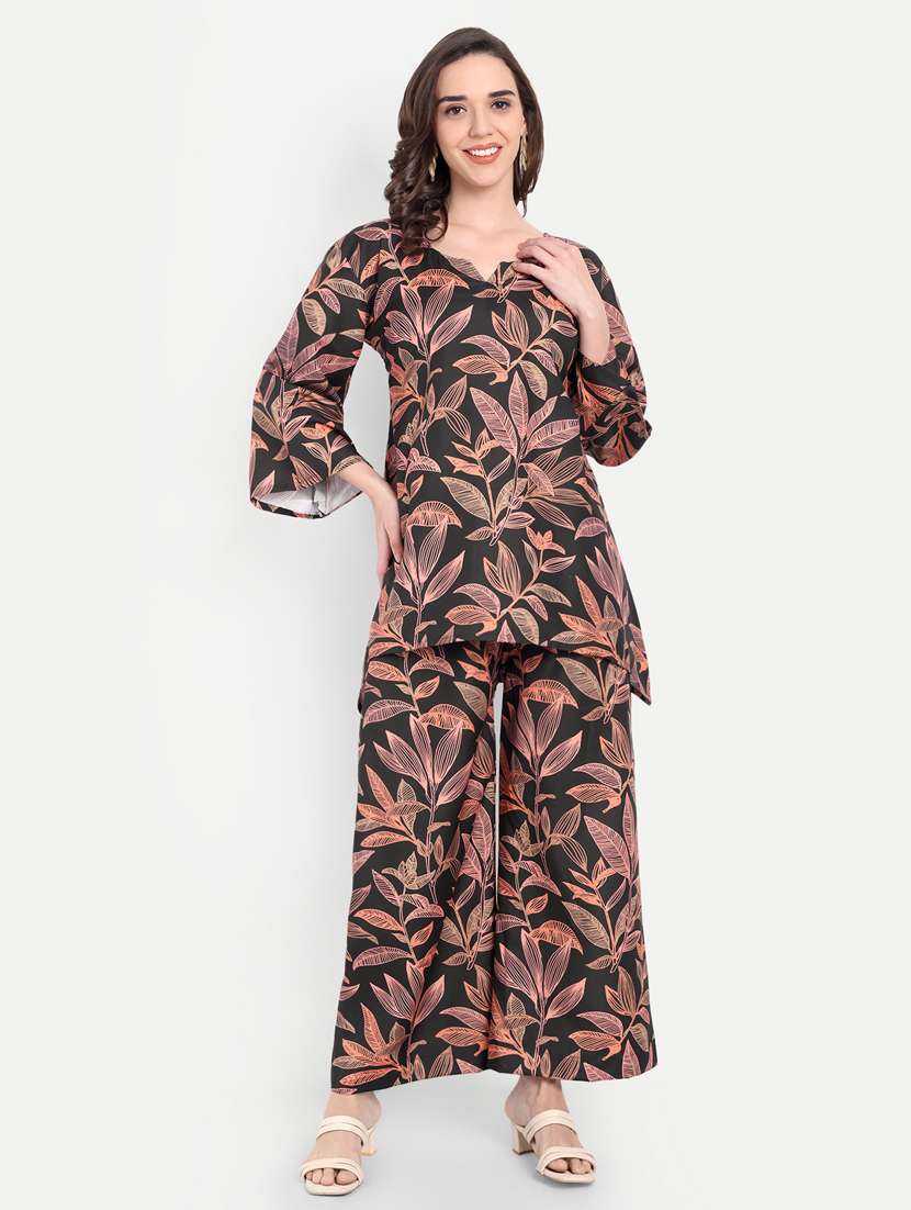 Women Printed Three Quarter Sleeves Ethnic Co-ord Set - 22567540 -  Standard Image - 2