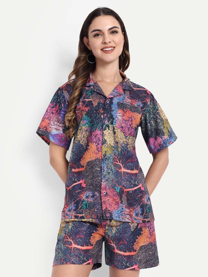 Women Printed Short Sleeves Shirt And Shorts Set - 22567563 -  Standard Image - 2