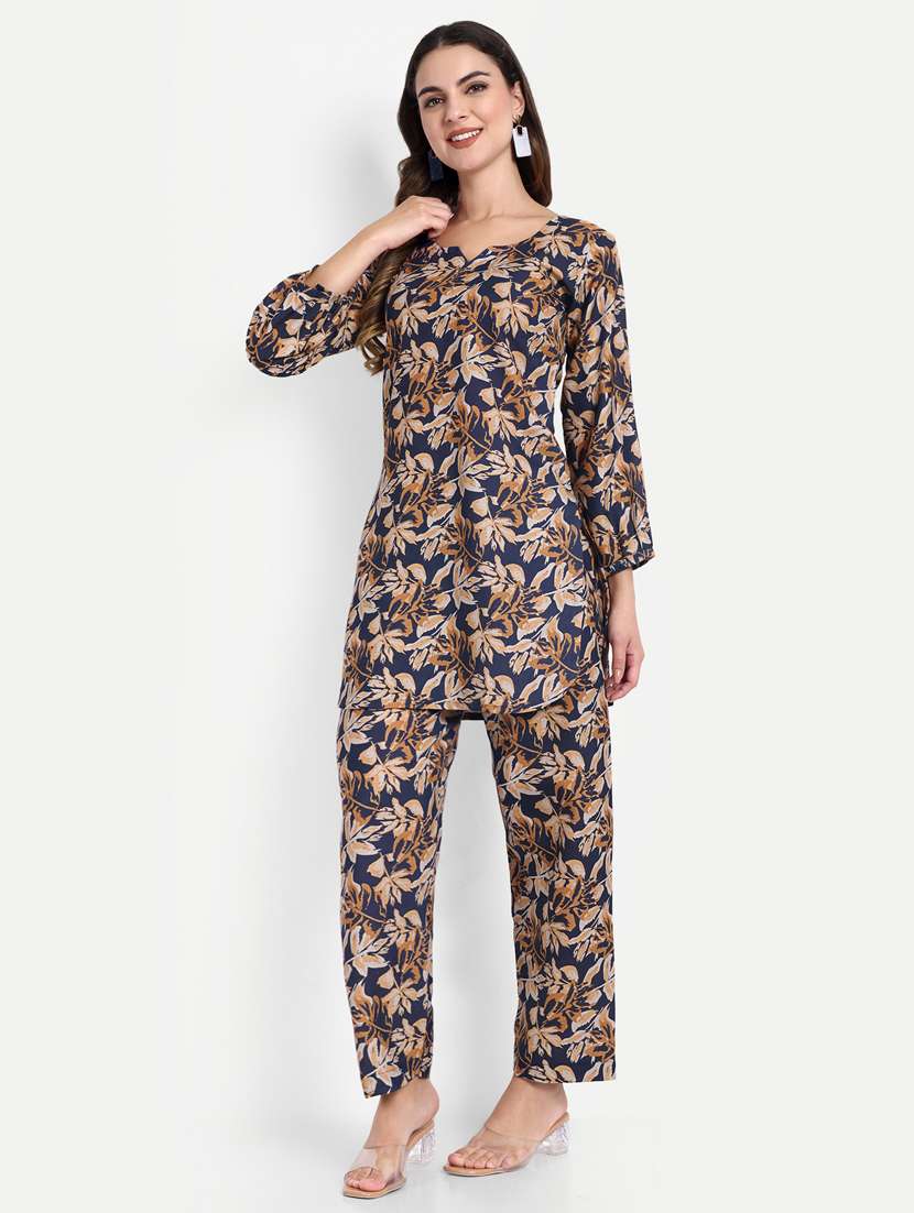 Women Printed Three Quarter Sleeves Ethnic Co-ord Set - 22567581 -  Standard Image - 2