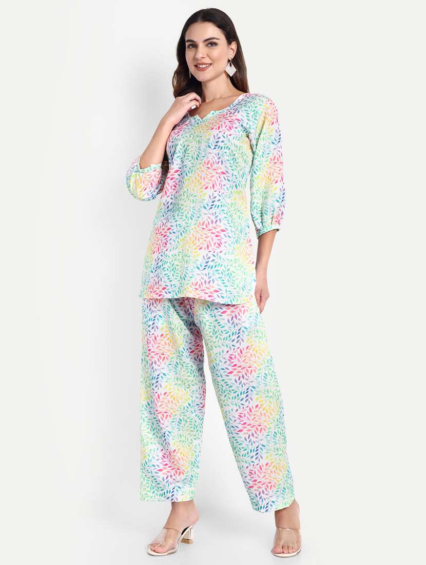 Women Printed Three Quarter Sleeves Ethnic Co-ord Set - 22567585 -  Standard Image - 2