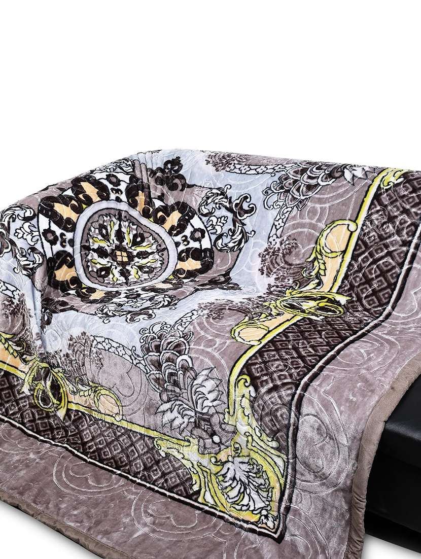 multi coloured printed double bed winter blanket  - 22568020 -  Standard Image - 2