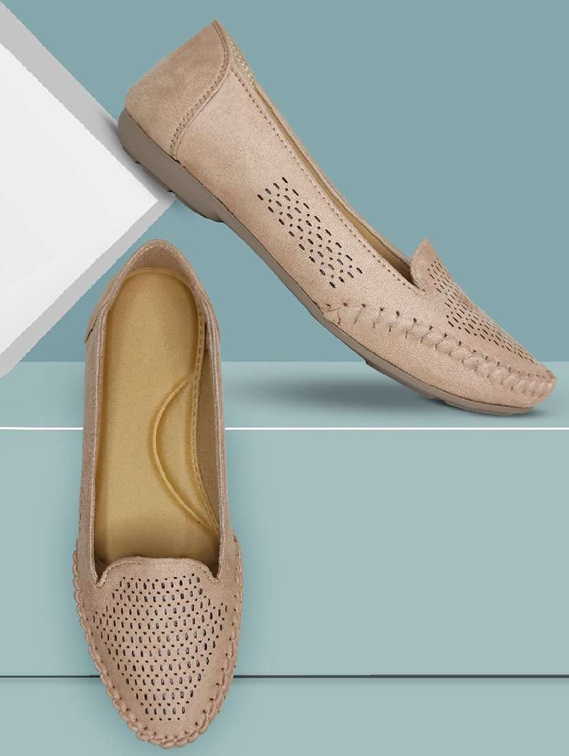 Women Cutwork Slip On Ballerina - 22568214 -  Standard Image - 2