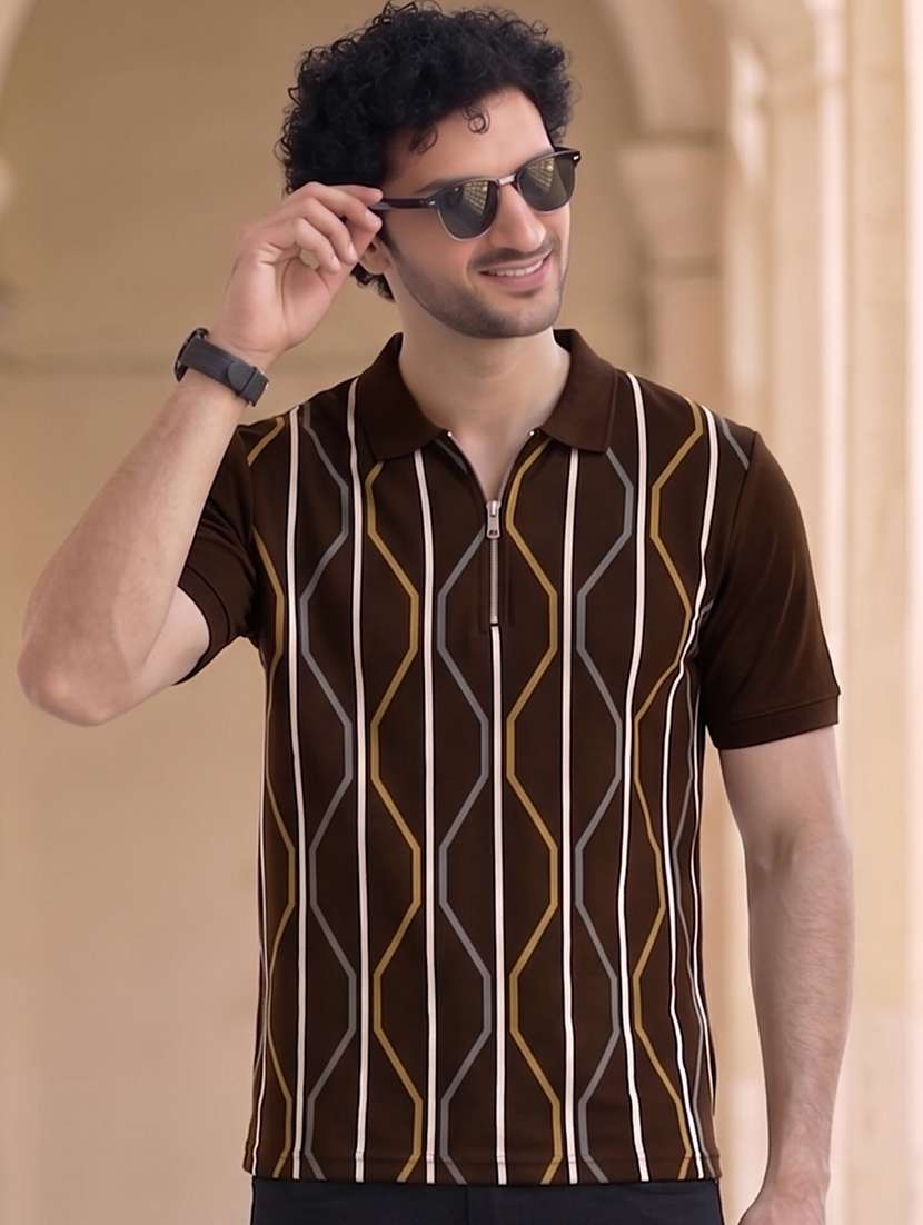 men printed short sleeves polo t-shirt - 22569053 -  Standard Image - 2