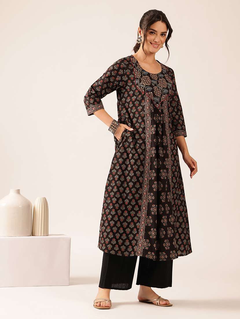 Women Printed Three Quarter Sleeves A-line Kurta - 22569510 -  Standard Image - 2