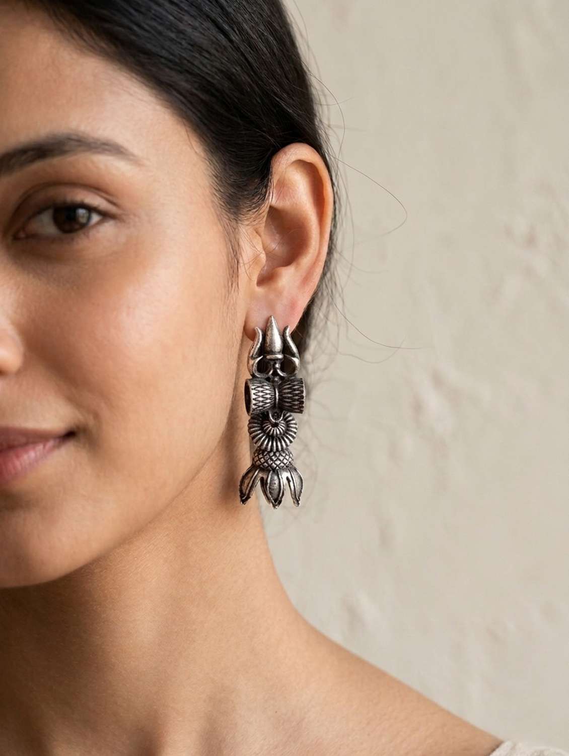 women oxidised jhumka earrings