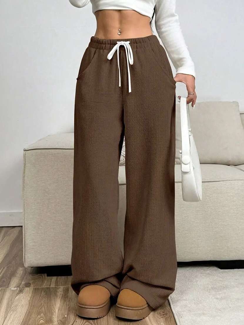 women self design mid rise wide leg trouser