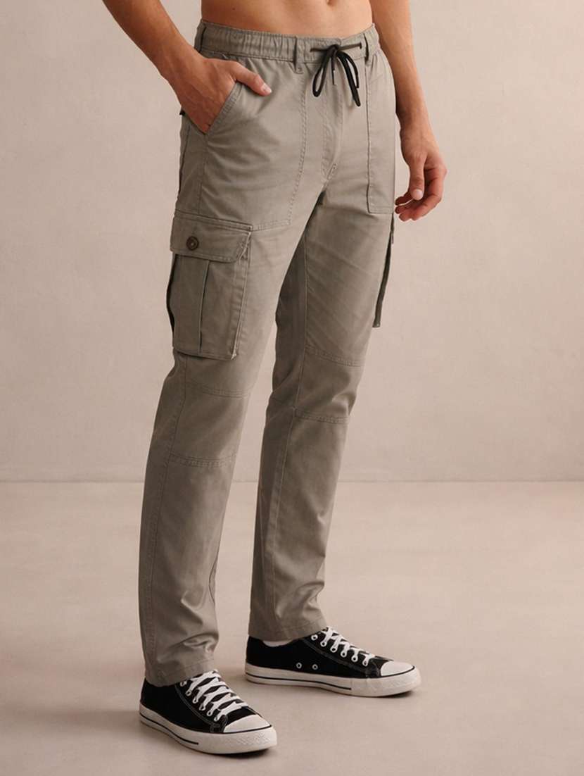 men solid mid rise regular fit cargo pant - 22570611 -  Standard Image - 2