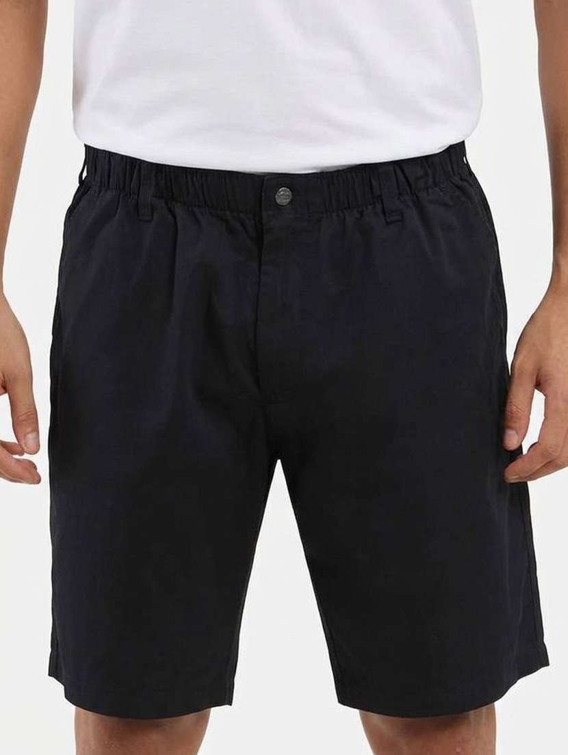 men solid mid rise regular fit shorts - 22570755 -  Standard Image - 2