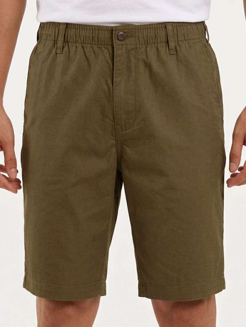 men solid mid rise regular fit shorts - 22570786 -  Standard Image - 2