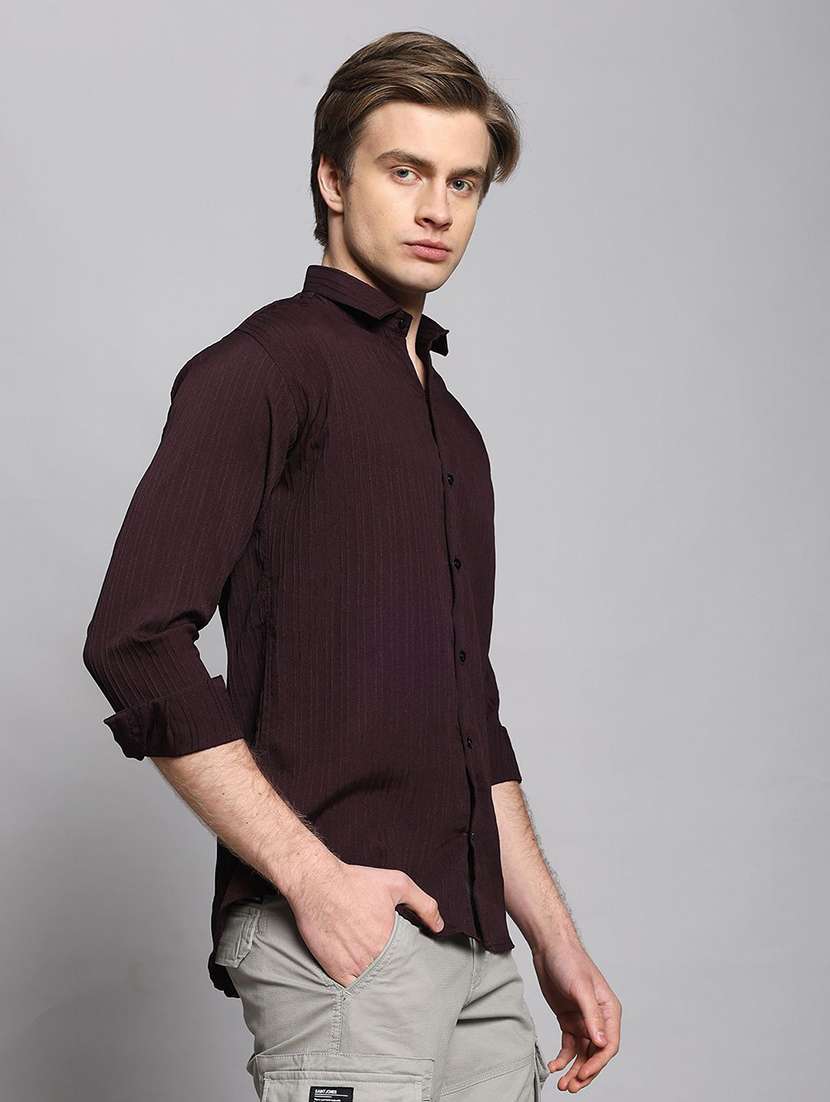 men textured long sleeves casual shirt - 22570953 -  Standard Image - 2